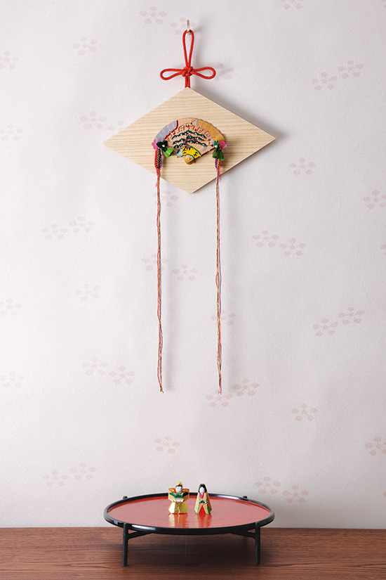 ひいなの扇飾り