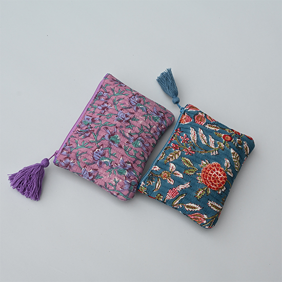 キルティングポーチ