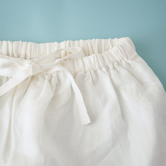 リネンのパジャマ