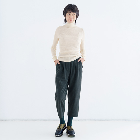 サテンイージーパンツ[IT36-24A008]｜URBAN RESEARCH公式