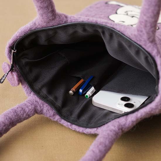 ムーミン　フェルトのバッグとポーチ