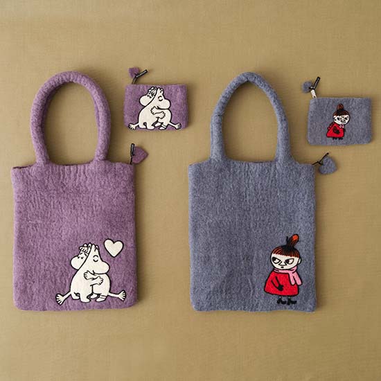 ムーミン　フェルトのバッグとポーチ