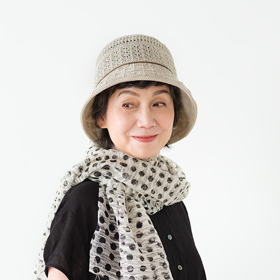 透かし編みの帽子