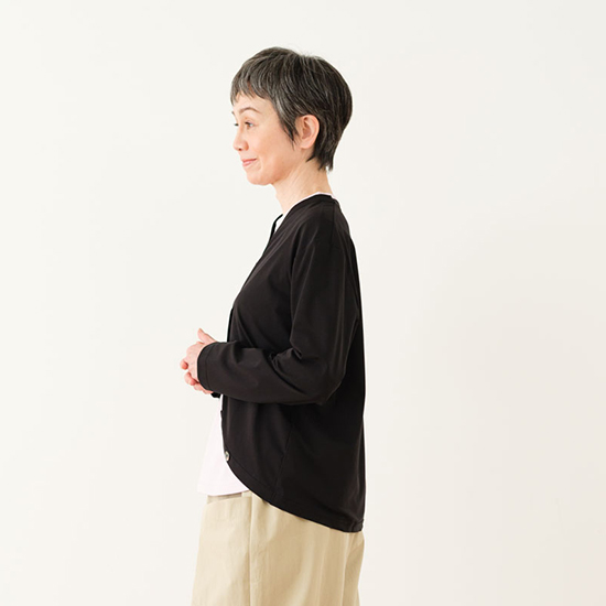 トラペーズパンツ