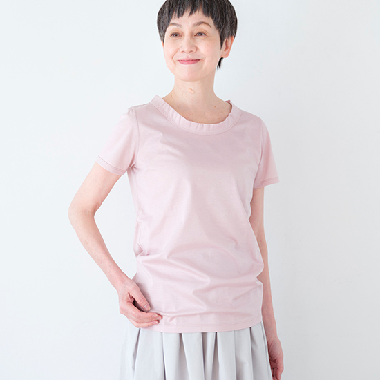 クルーネックTシャツ