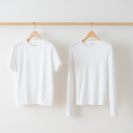 クルーネックTシャツ　半袖　ホワイト