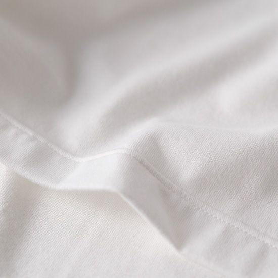 クルーネックTシャツ　長袖　ホワイト