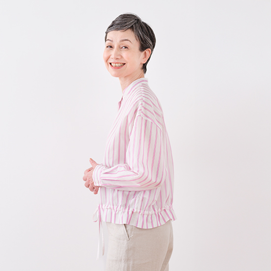 ストライプブラウス