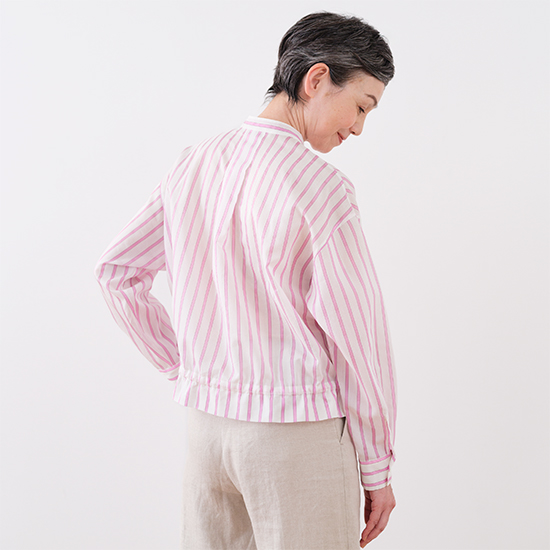 ストライプブラウス