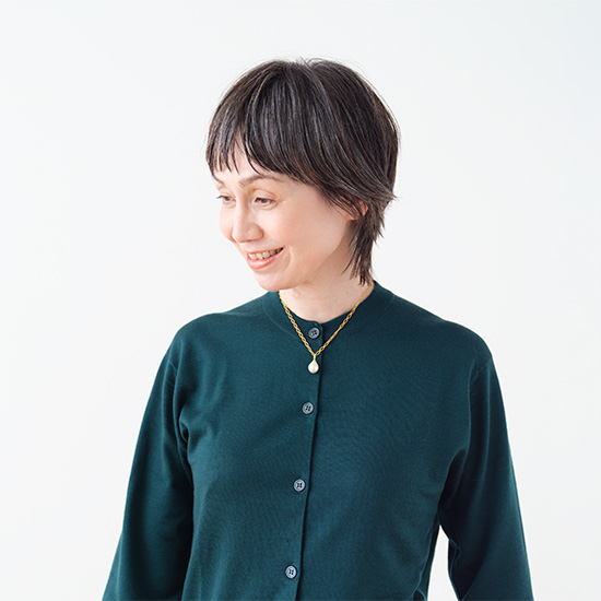 パールのペンダント　ゴールド