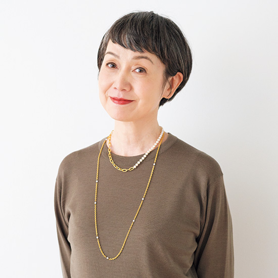 パールのネックレス　ゴールド