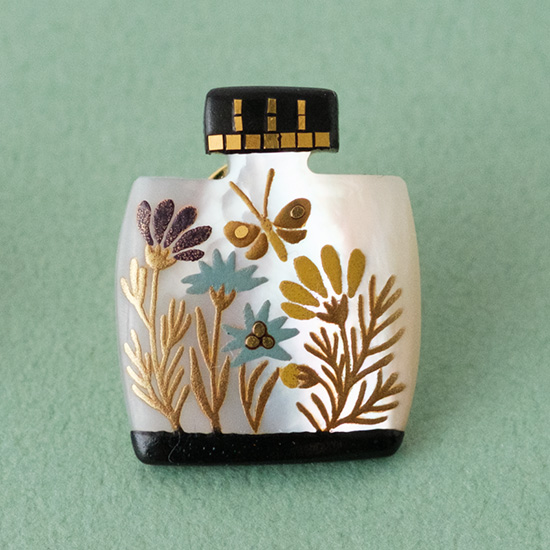 加賀蒔絵のブローチ