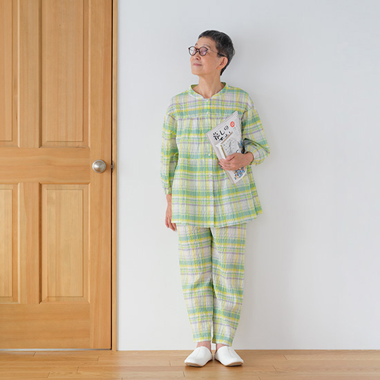 キッドブルー　チェックのパジャマ　イエロー