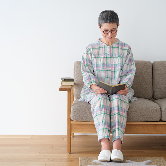 キッドブルー　チェックのパジャマ　ブルー